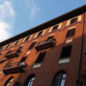 Appartamento Lepontina 13, Milano